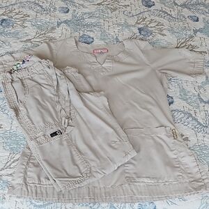 KOI Beige Scrub Set-Petite Small